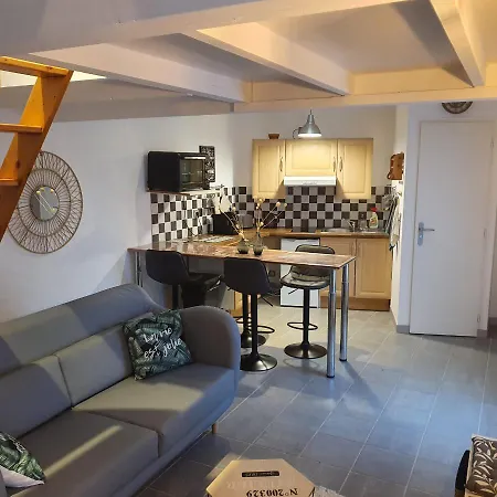 Petite Maison Mitoyenne Avec Terrasse
